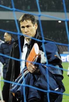 Garcia lascia il campo deluso. Ap